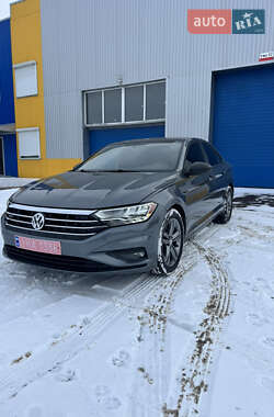 Седан Volkswagen Jetta 2019 в Луцке