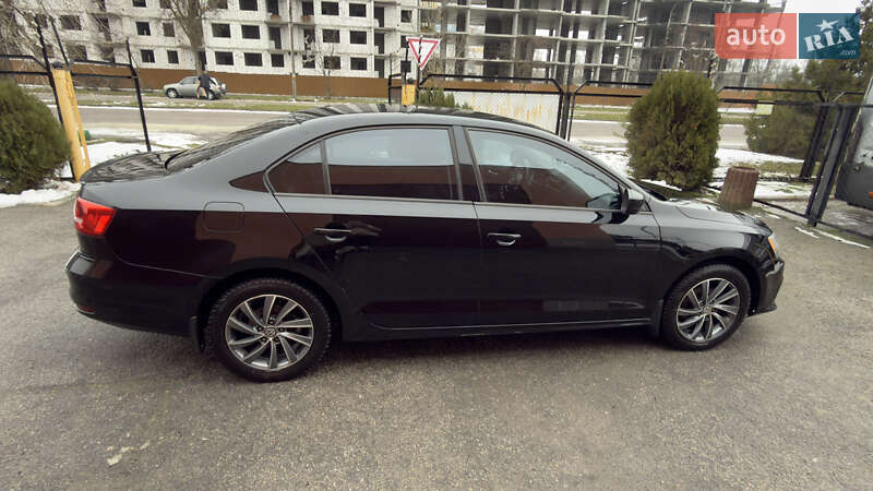 Седан Volkswagen Jetta 2015 в Кам'янському
