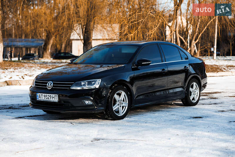 Седан Volkswagen Jetta 2016 в Ивано-Франковске
