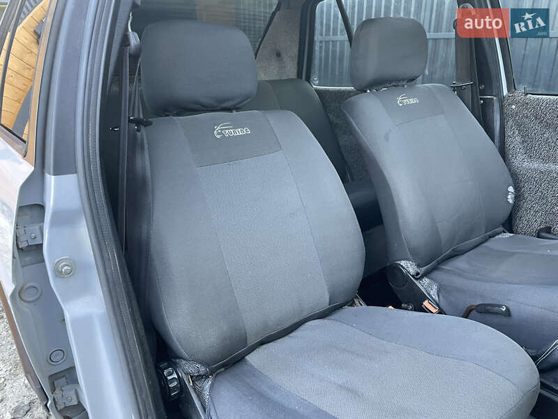 Седан Volkswagen Jetta 1988 в Трускавце