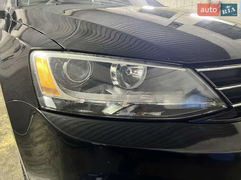Седан Volkswagen Jetta 2016 в Борисполі