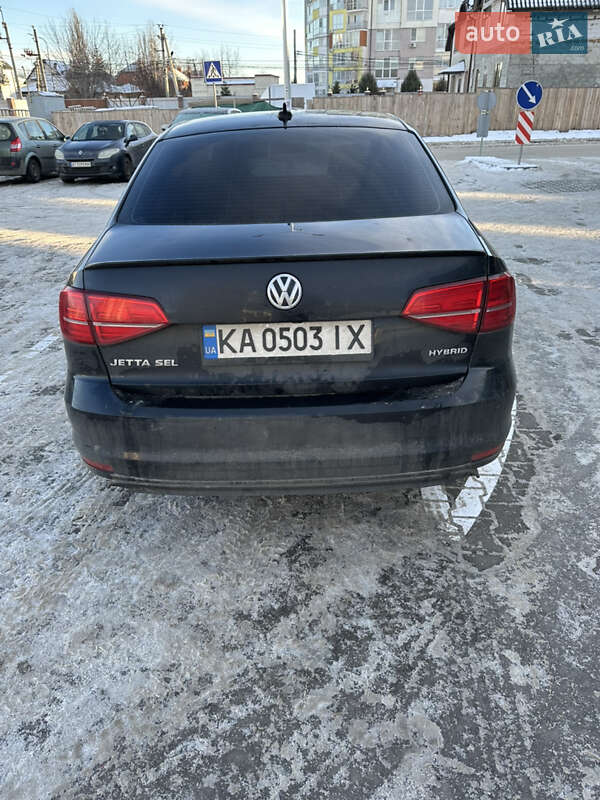 Седан Volkswagen Jetta 2015 в Петропавловской Борщаговке