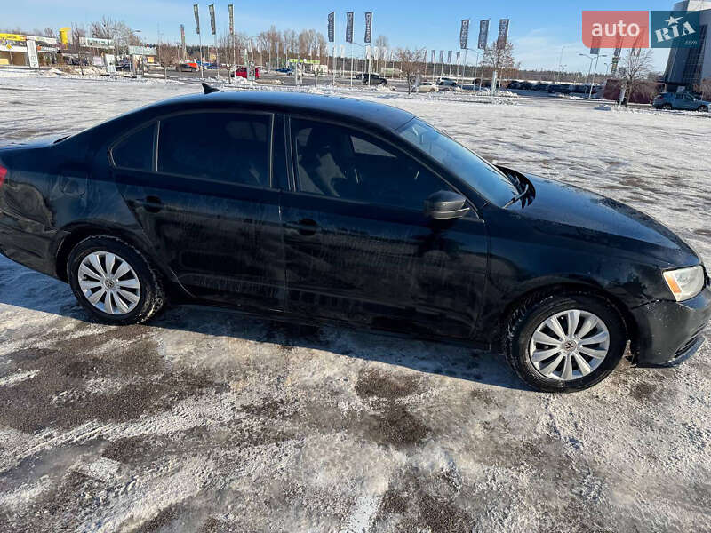 Седан Volkswagen Jetta 2015 в Киеве фото 4 Седан Volkswagen Jetta 2015 в Киеве