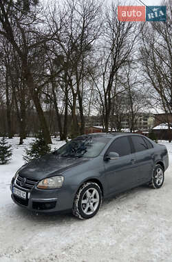 Седан Volkswagen Jetta 2008 в Хмельницькому