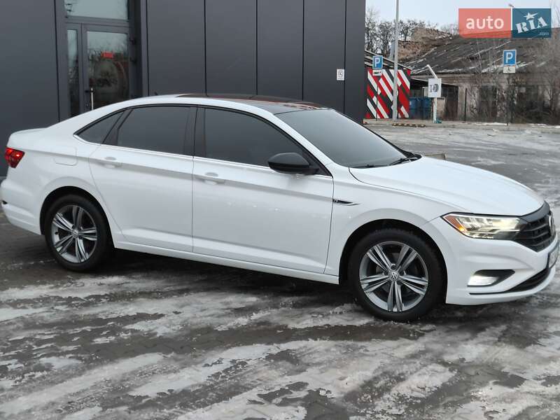 Седан Volkswagen Jetta 2019 в Кривом Роге