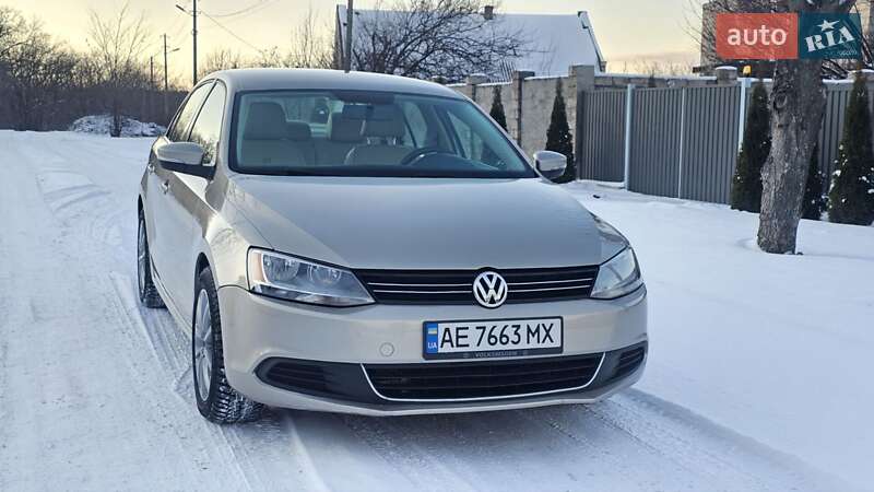 Седан Volkswagen Jetta 2013 в Каменском фото 12 Седан Volkswagen Jetta 2013 в Каменском