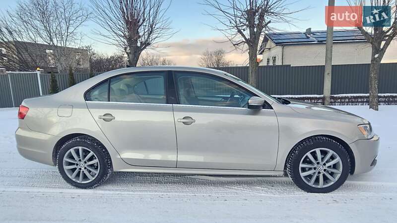 Седан Volkswagen Jetta 2013 в Каменском фото 6 Седан Volkswagen Jetta 2013 в Каменском