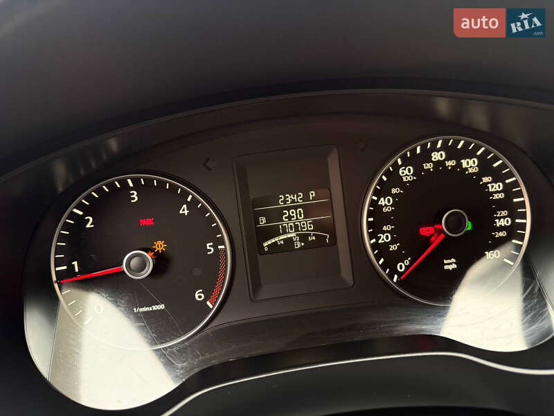 Седан Volkswagen Jetta 2011 в Ивано-Франковске