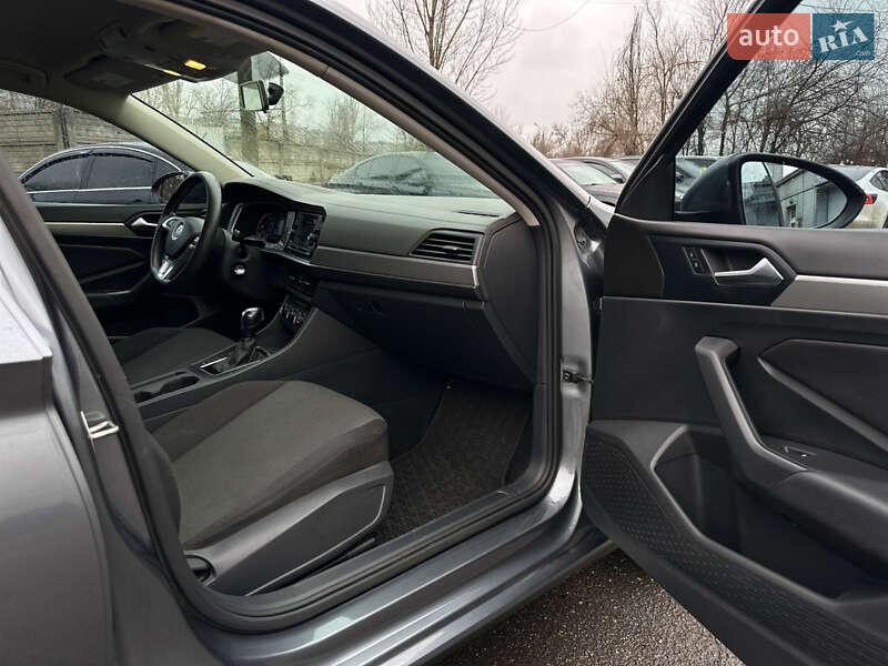 Седан Volkswagen Jetta 2018 в Кривом Роге фото 31 Седан Volkswagen Jetta 2018 в Кривом Роге