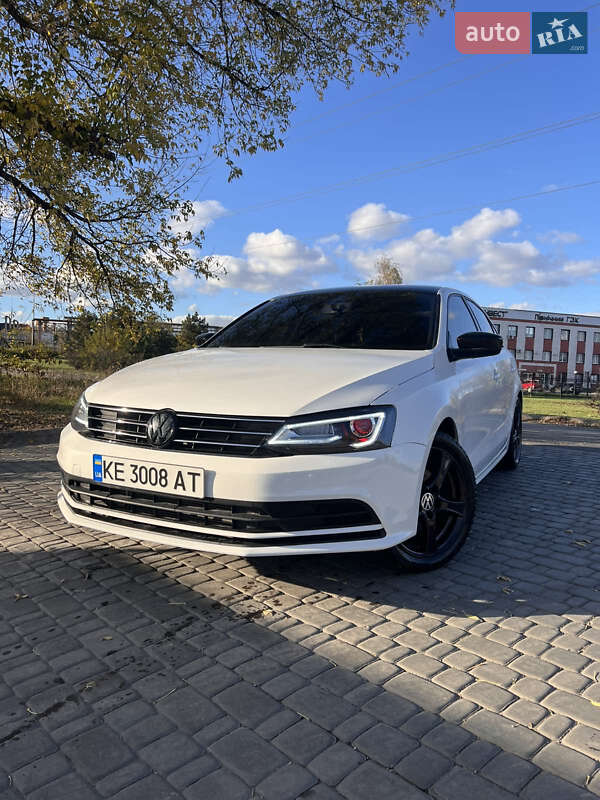 Volkswagen Jetta 2016