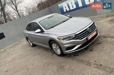 Седан Volkswagen Jetta 2019 в Новоукраїнці