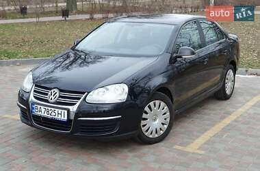 Седан Volkswagen Jetta 2005 в Кропивницком