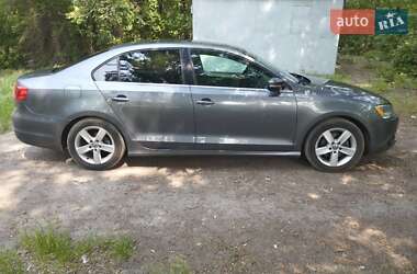 Седан Volkswagen Jetta 2013 в Кривом Роге