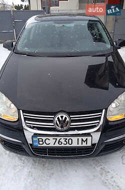 Седан Volkswagen Jetta 2006 в Радехове