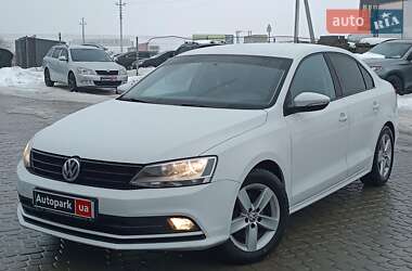 Седан Volkswagen Jetta 2016 в Львове