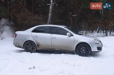 Седан Volkswagen Jetta 2006 в Киеве