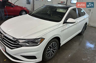 Седан Volkswagen Jetta 2018 в Сумах