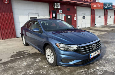 Седан Volkswagen Jetta 2019 в Києві