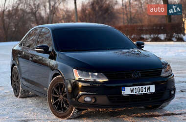 Седан Volkswagen Jetta 2012 в Кам'янському