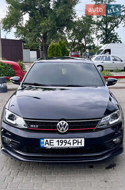 Седан Volkswagen Jetta 2016 в Киеве