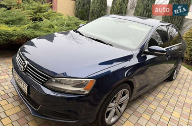 Седан Volkswagen Jetta 2014 в Дніпрі