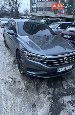 Седан Volkswagen Jetta 2020 в Киеве