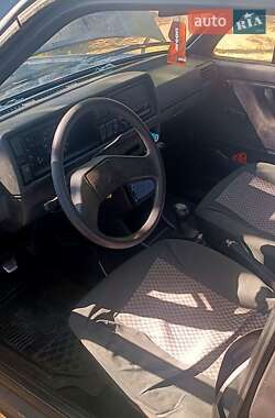 Седан Volkswagen Jetta 1987 в Березовке