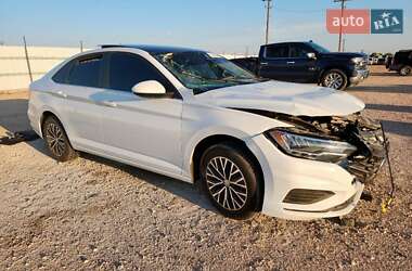 Седан Volkswagen Jetta 2020 в Львове