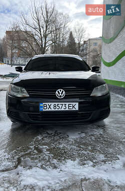 Седан Volkswagen Jetta 2013 в Хмельницькому