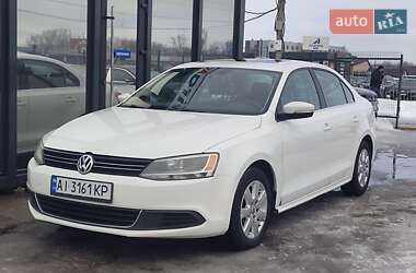 Седан Volkswagen Jetta 2013 в Києві