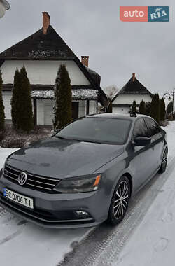 Седан Volkswagen Jetta 2015 в Івано-Франківську