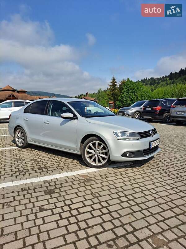 Volkswagen Jetta 2013