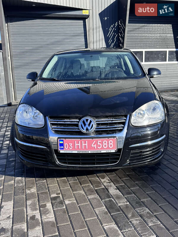 Седан Volkswagen Jetta 2010 в Балте