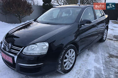 Седан Volkswagen Jetta 2007 в Радивилове