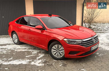 Седан Volkswagen Jetta 2018 в Львове