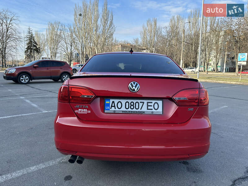Седан Volkswagen Jetta 2014 в Запорожье