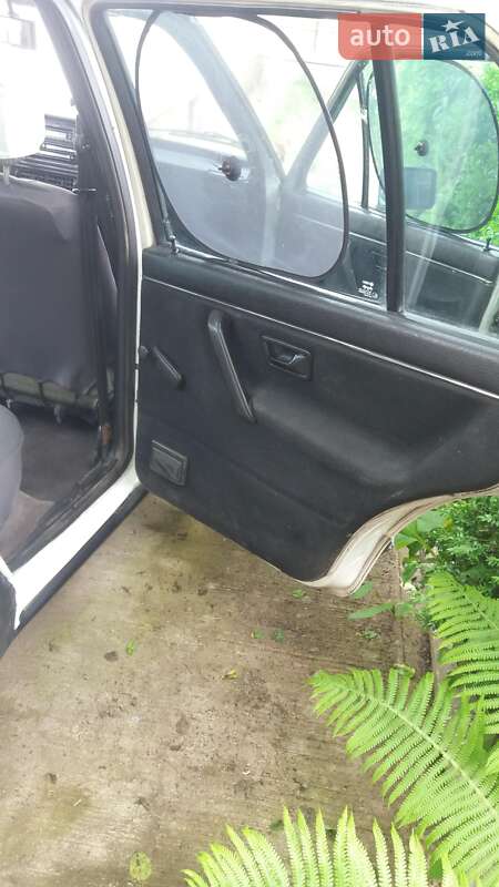 Седан Volkswagen Jetta 1987 в Надворной