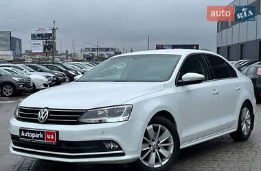 Седан Volkswagen Jetta 2016 в Львове