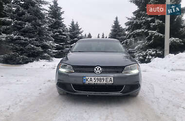 Седан Volkswagen Jetta 2014 в Києві
