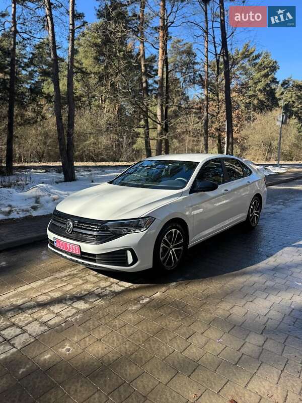 Седан Volkswagen Jetta 2023 в Львове