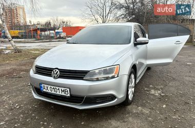 Седан Volkswagen Jetta 2010 в Харкові
