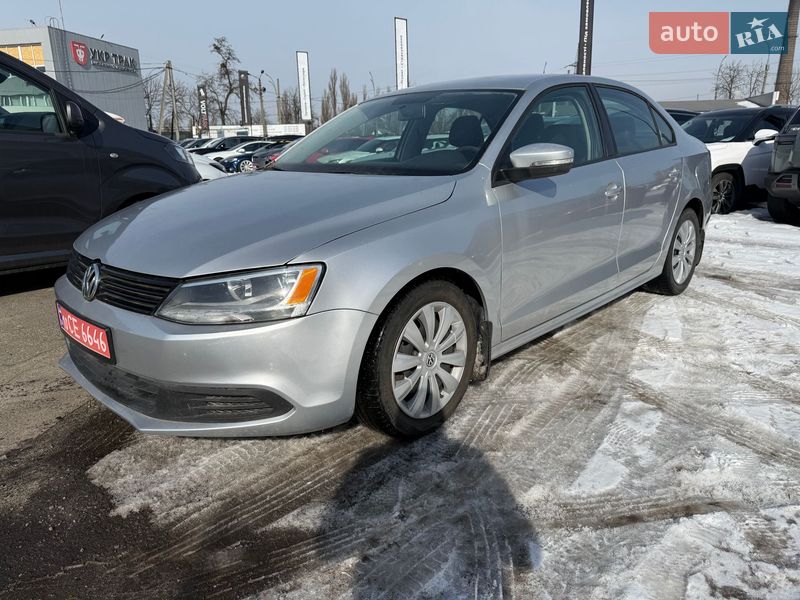 Volkswagen Jetta 2011