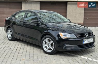 Седан Volkswagen Jetta 2013 в Ивано-Франковске
