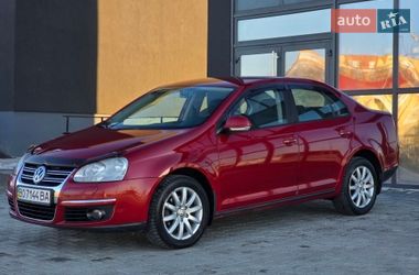 Седан Volkswagen Jetta 2008 в Тернополе