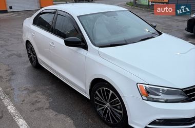 Седан Volkswagen Jetta 2016 в Харькове