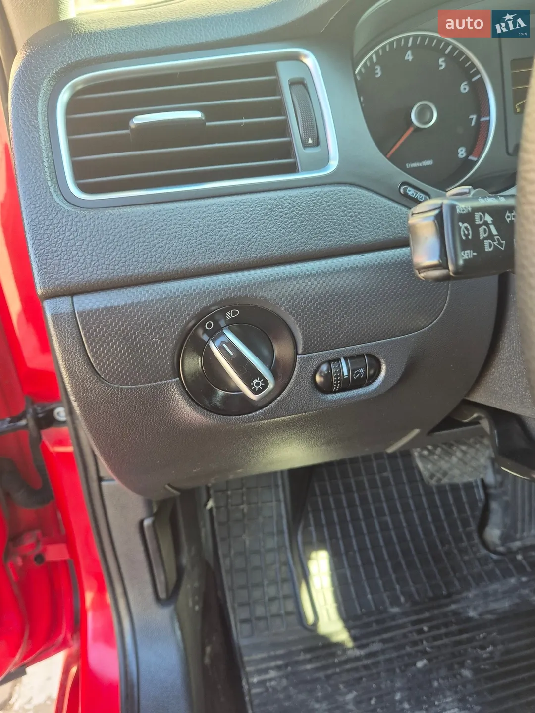 2012 Volkswagen Jetta - мініатюра 17