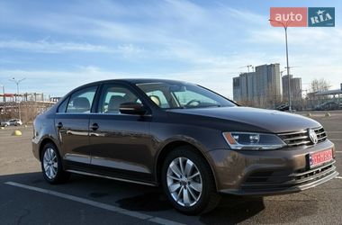 Седан Volkswagen Jetta 2015 в Киеве