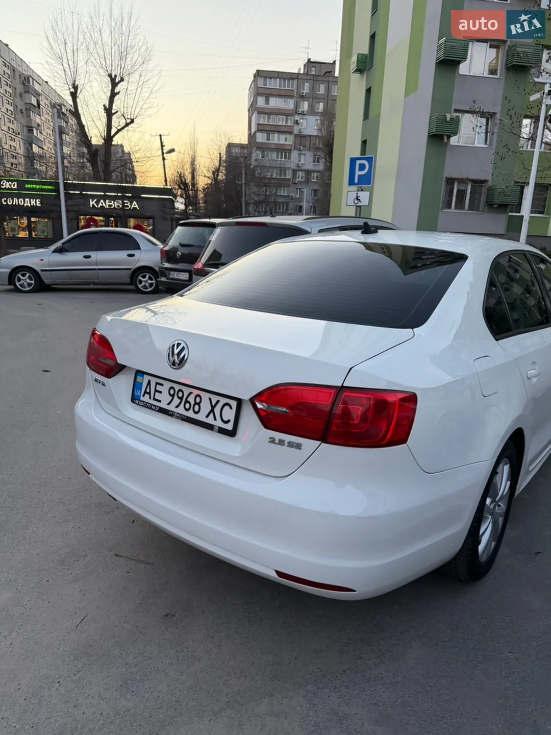 2011 Volkswagen Jetta - мініатюра 2