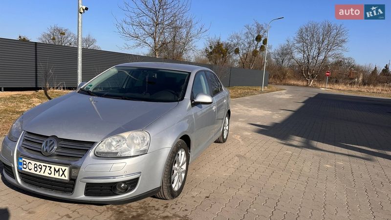 Седан Volkswagen Jetta 2009 в Стрые