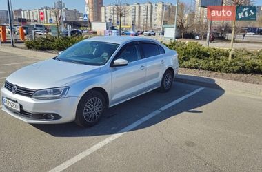 Седан Volkswagen Jetta 2012 в Киеве